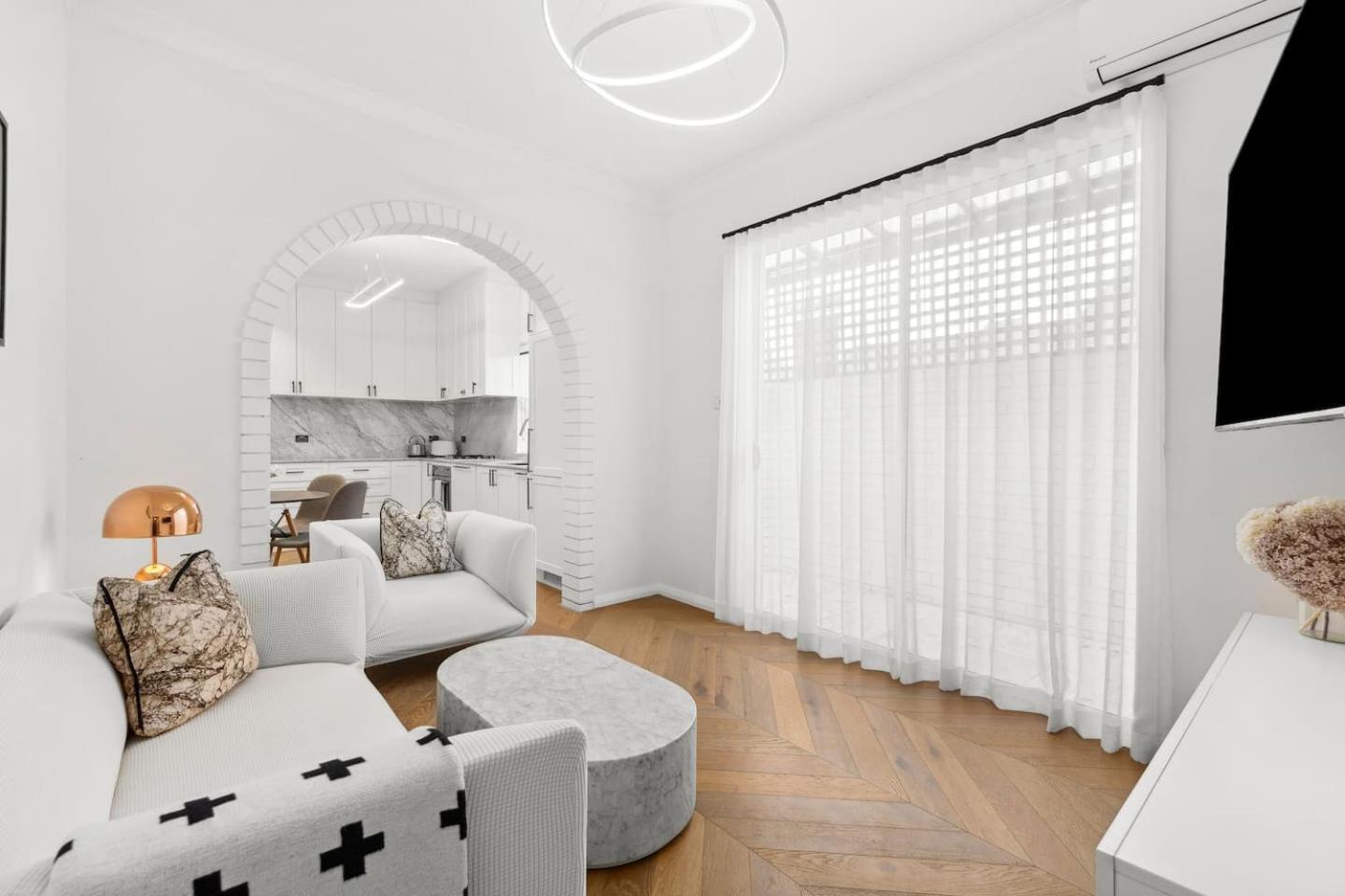 Pearl Terrace - Heritage Elegance In Redfern's Heart