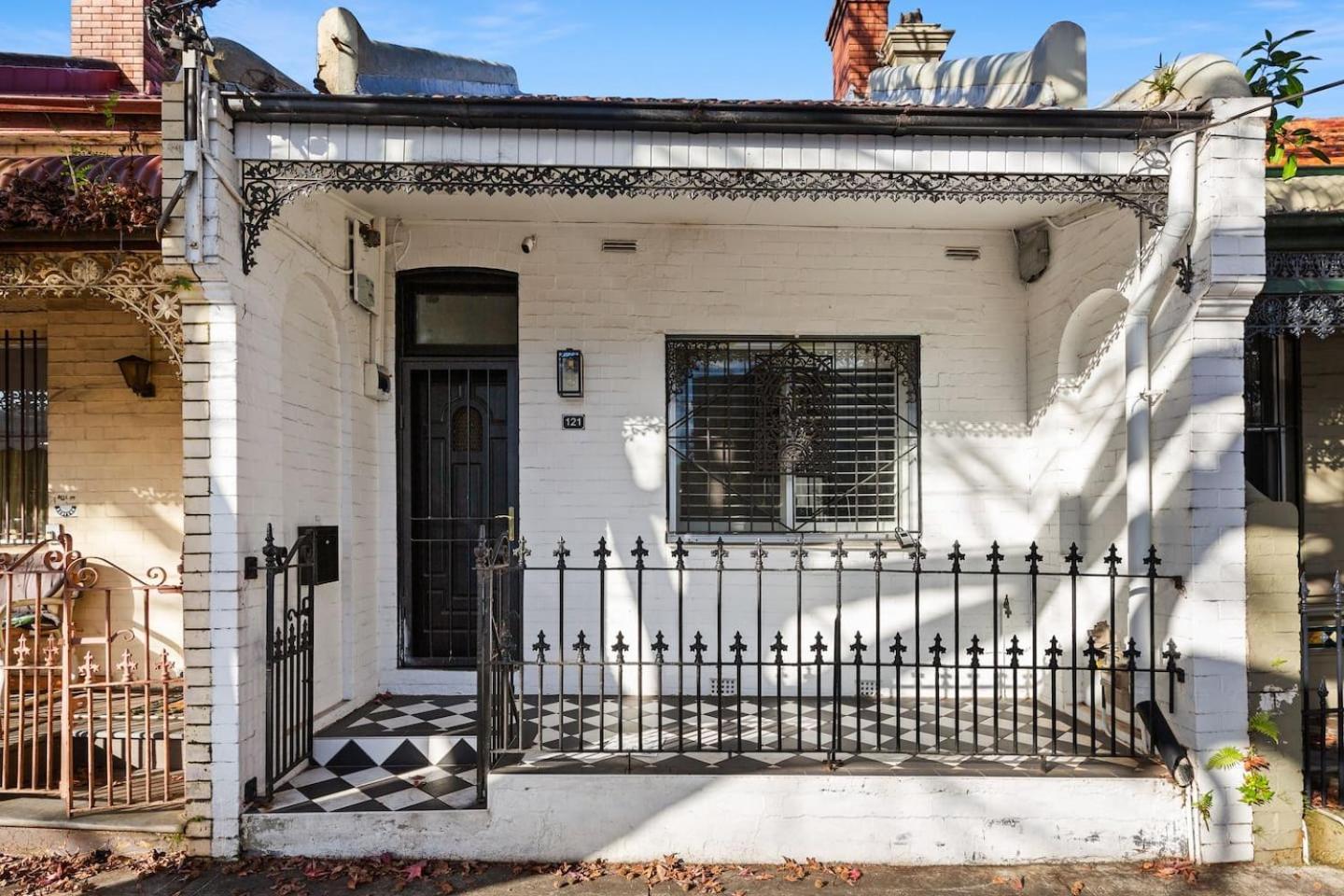 Holiday home Pearl Terrace - Heritage Elegance In Redfern's Heart